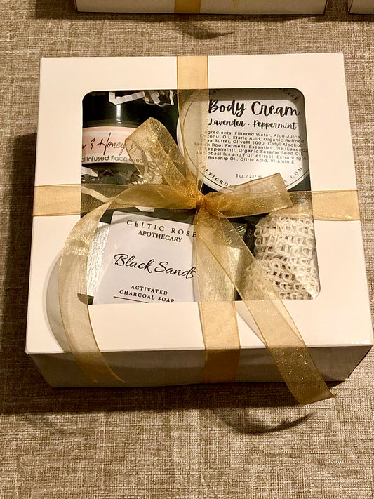 *Holiday Gift Boxes